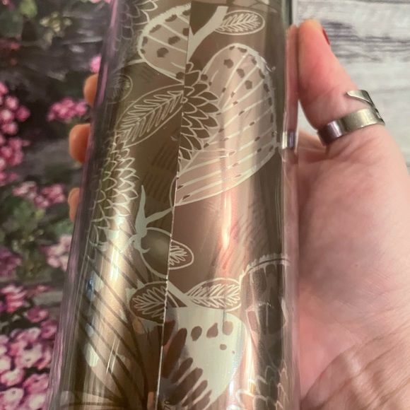 2019 STARBUCKS 16 Oz. Plastic Tumbler FLORAL BUTTERFLY Limited Edition - Picture 4 of 13